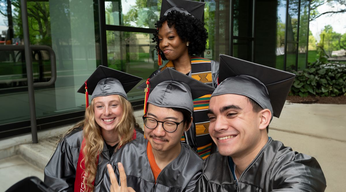 2024 Quickpath graduates posing for selfie