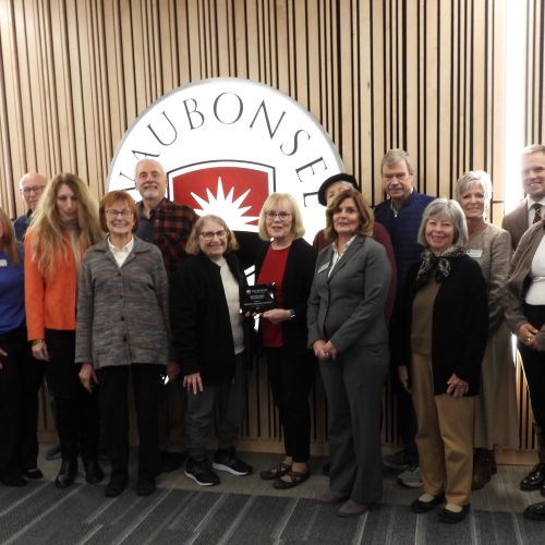 Lifelong Learning Institute members were honored with the 2025 Distinguished Contributor Award at Waubonsee Community Colleges November board meeting.