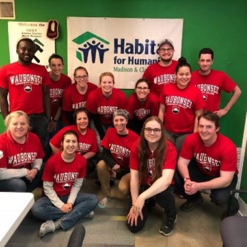 Photo of students on Alternative Spring Break