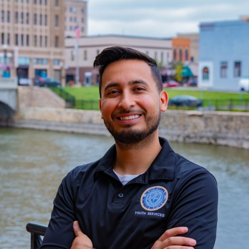 Waubonsee alumnus Simon Rodriguez