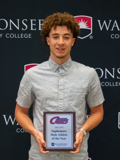 Joey Niesman - 2023 Athletics HOF -Sophomore Male Athlete of the Year